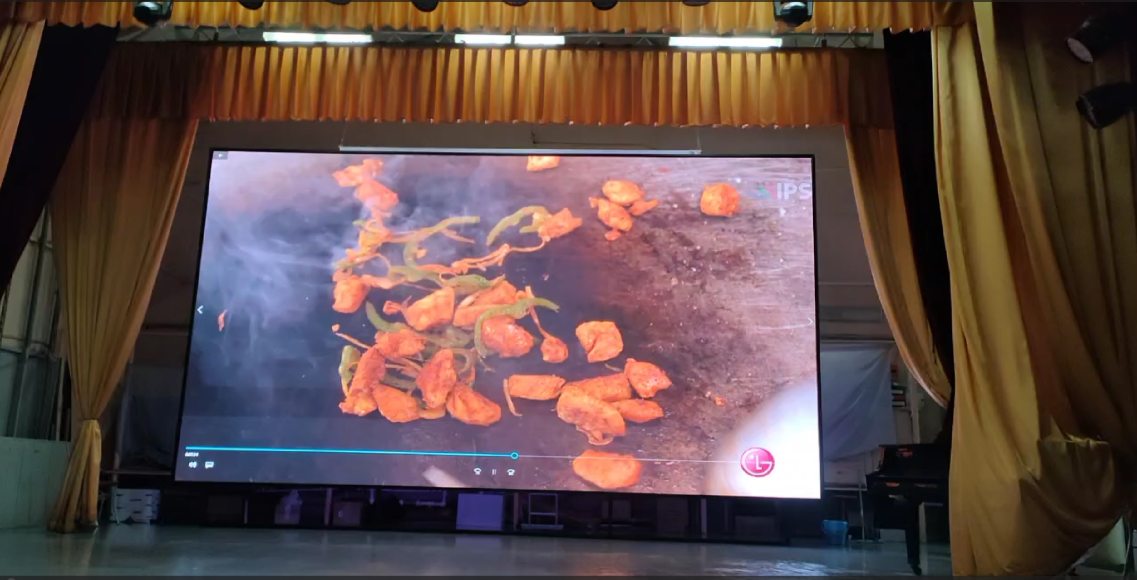 Экран для МБУК АР РДК ФАКЕЛ г. Аксай - фото 1