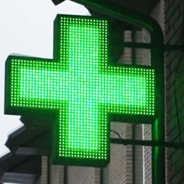 Аптечный крест Р10 зеленый (960х960мм)